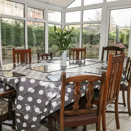 44 Elmslac Road, York Дом отдыха *
